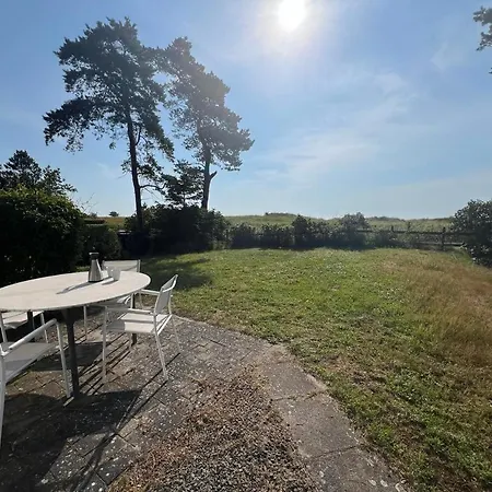 Right Next To The 別荘 Bøtø By